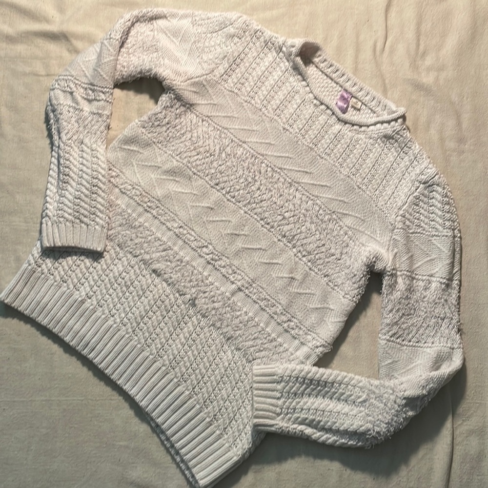 Alga White Sweater,Long Sleeve, Size M